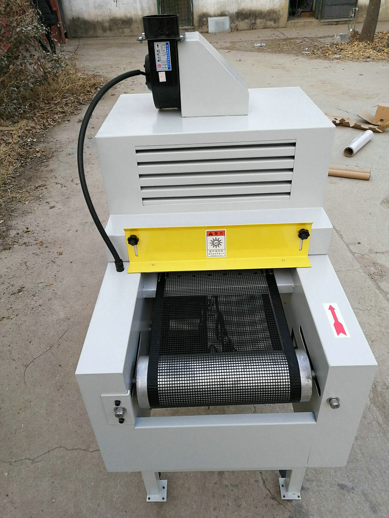 承重能力較強的UV固化機(jī)